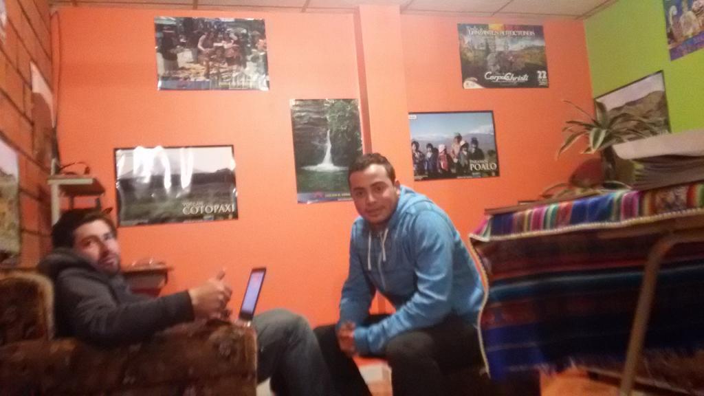 Hostel Sendero De Volcanes Latacunga Ngoại thất bức ảnh