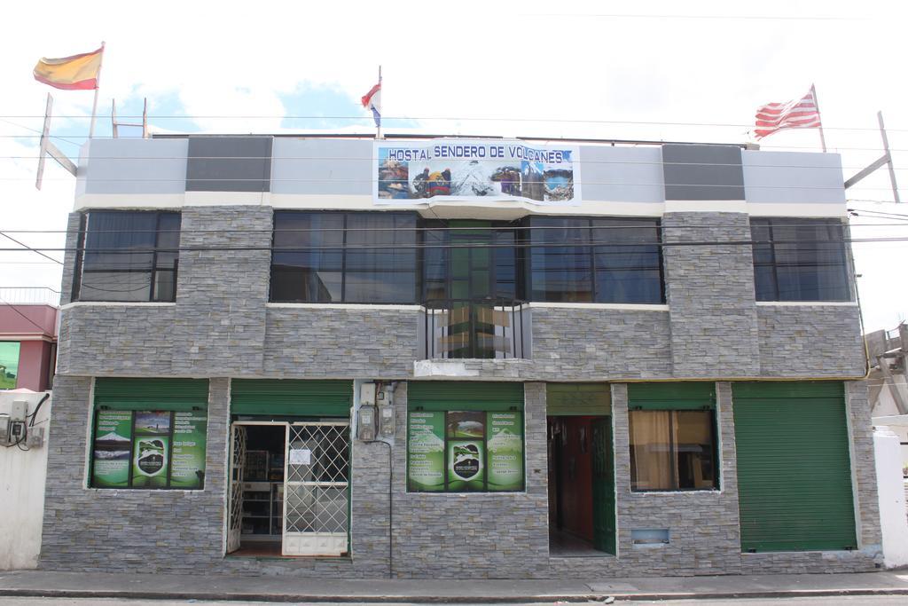 Hostel Sendero De Volcanes Latacunga Ngoại thất bức ảnh
